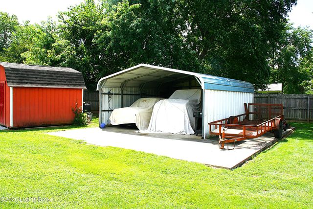 631 Flatlick Rd, Mt Washington, KY 40047