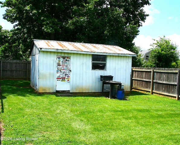 631 Flatlick Rd, Mt Washington, KY 40047