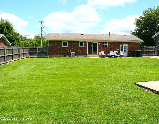 631 Flatlick Rd, Mt Washington, KY 40047
