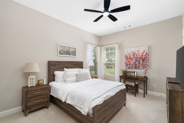 909 Amblewood Drive, Lucas, TX 75002