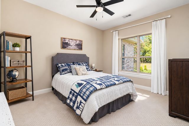 909 Amblewood Drive, Lucas, TX 75002