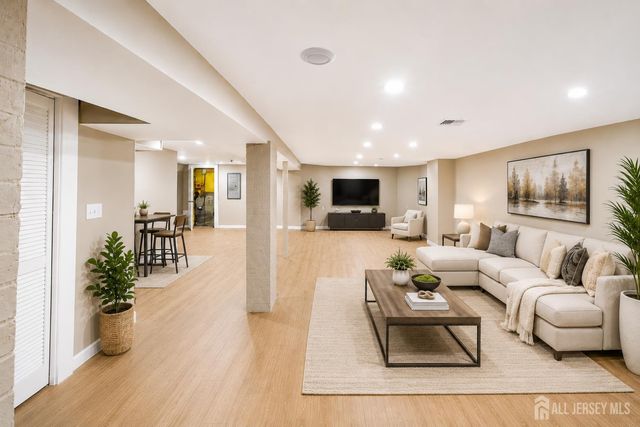 153 Main Street, South River, NJ 08882