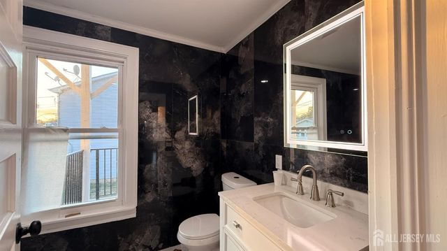 153 Main Street, South River, NJ 08882
