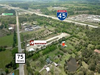 18135 N State Highway 75, Willis, TX 77378