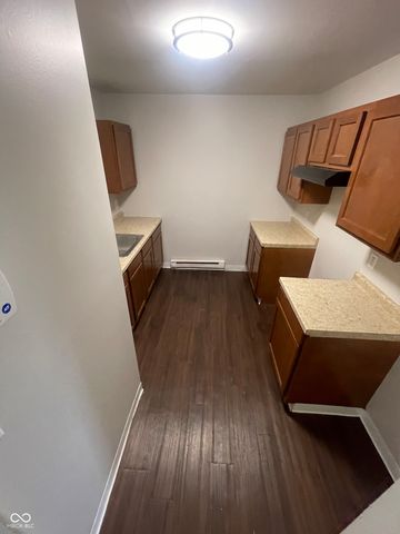 2045 N Dearborn Street, Indianapolis, IN 46218