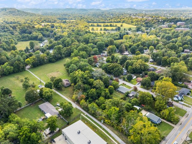 109 Bridge Avenue 109, Berea, KY 40403