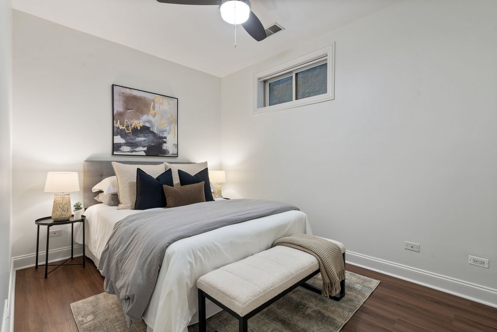 Image 24 of property listing at 2043 N Bissell Street 1, Chicago, IL 60614