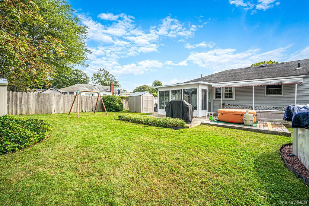 3 Gale Road, Oakdale, NY 11769 — photo 5