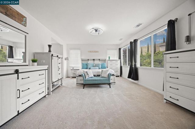 911 Autumn Oak Cir, Concord, CA 94521