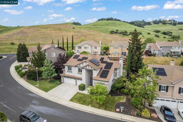 911 Autumn Oak Cir, Concord, CA 94521