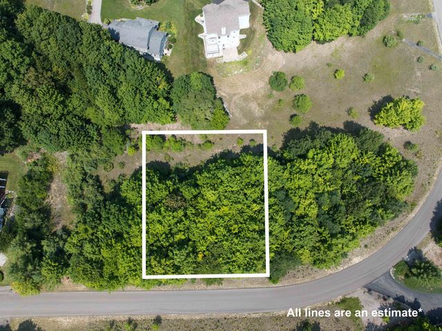 4885 Grayhawk Boulevard, Traverse City, MI 49684