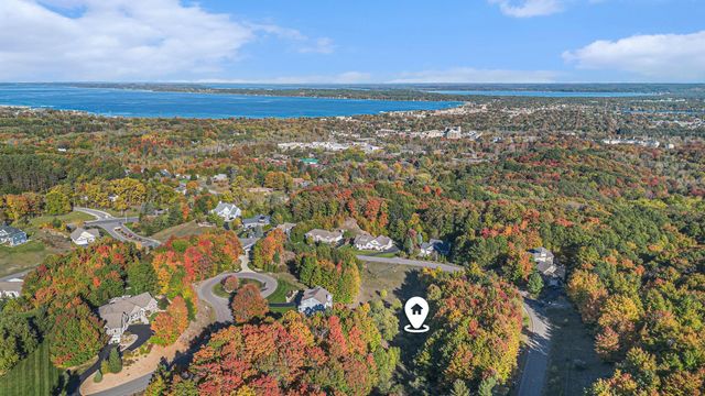 4885 Grayhawk Boulevard, Traverse City, MI 49684