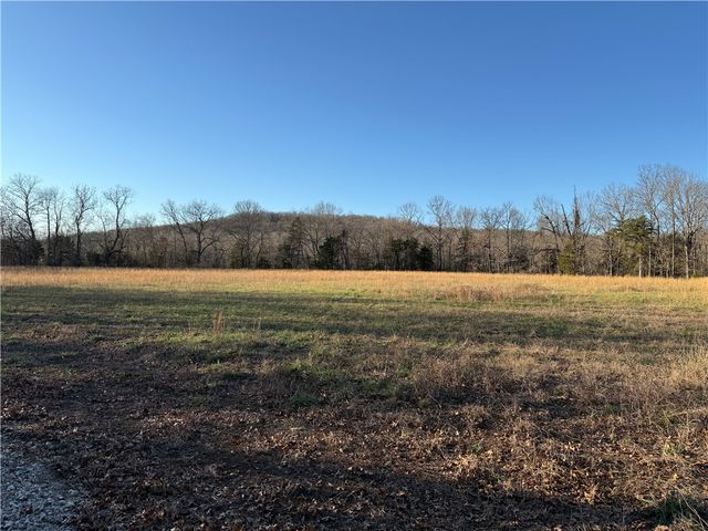 708 E Bowen Boulevard, Fayetteville, AR 72703