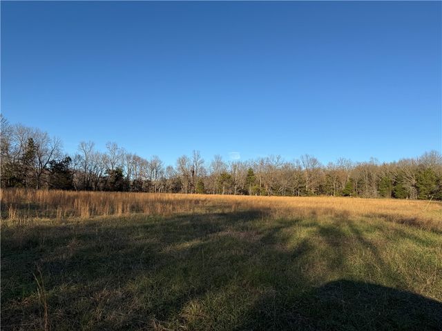 708 E Bowen Boulevard, Fayetteville, AR 72703