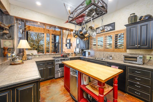 6900 FM 909, Clarksville, TX 75426