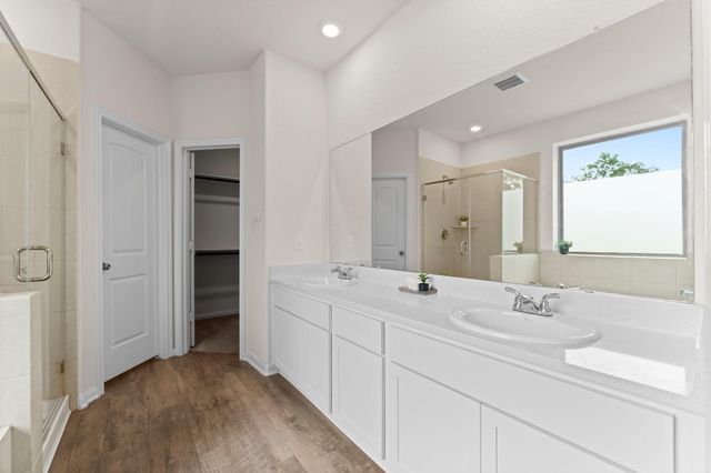 6026 Hazel Place Drive, Conroe, TX 77303