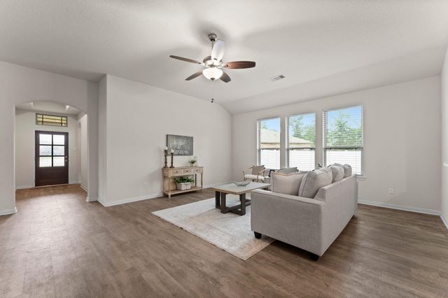 6026 Hazel Place Drive, Conroe, TX 77303