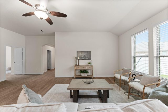 6026 Hazel Place Drive, Conroe, TX 77303