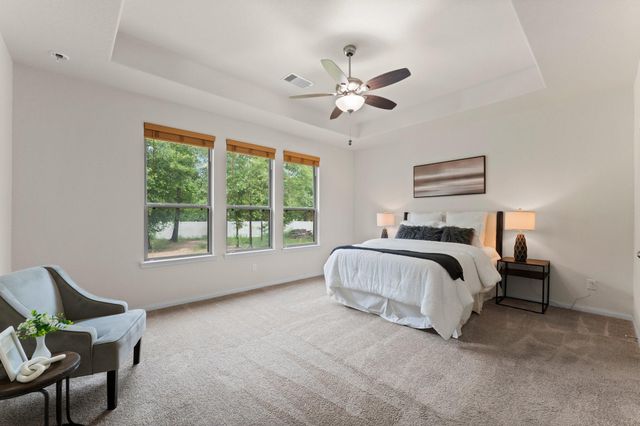 6026 Hazel Place Drive, Conroe, TX 77303