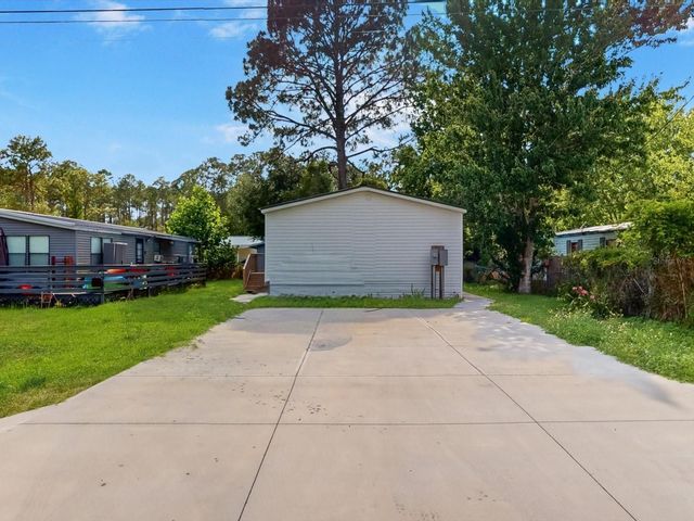 54735 WILLIAMS STREET, Astor, FL 32102