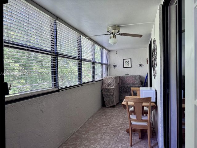 10850 N Kendall Dr 414, Miami, FL 33176