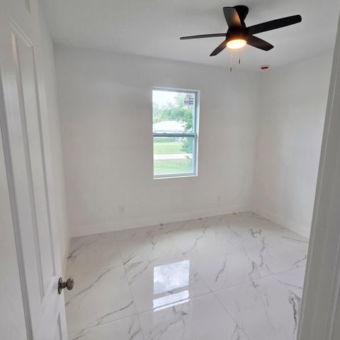 2617 10TH Street W, Lehigh Acres, FL 33971