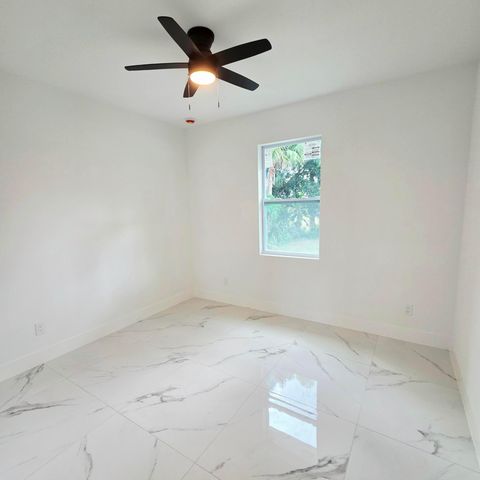 2617 10TH Street W, Lehigh Acres, FL 33971