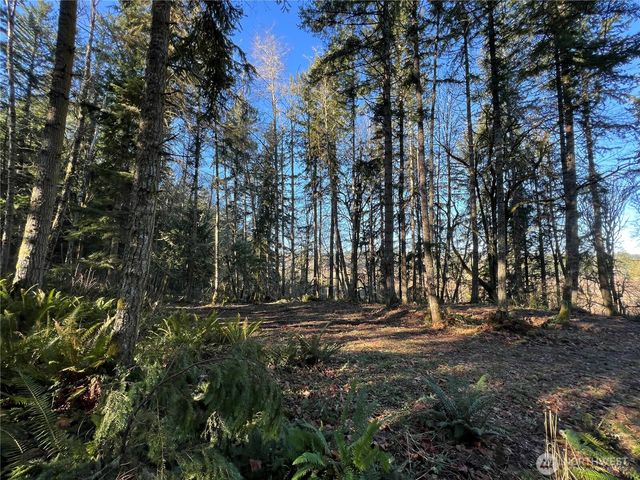 5662 Center Road, Chimacum, WA 98325