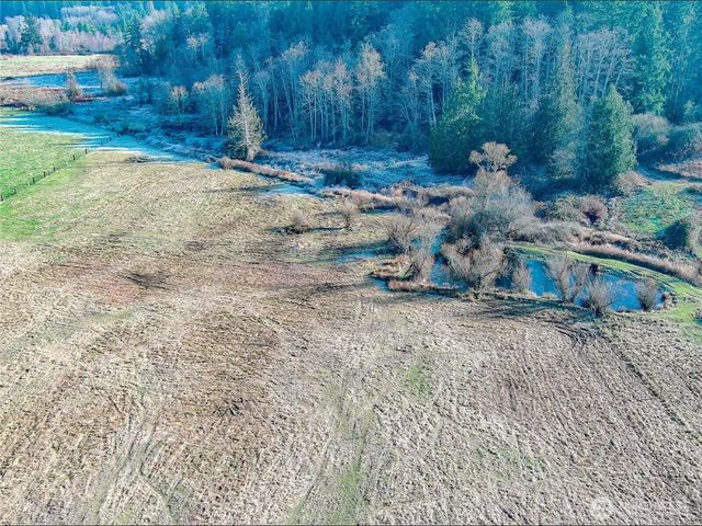 5662 Center Road, Chimacum, WA 98325