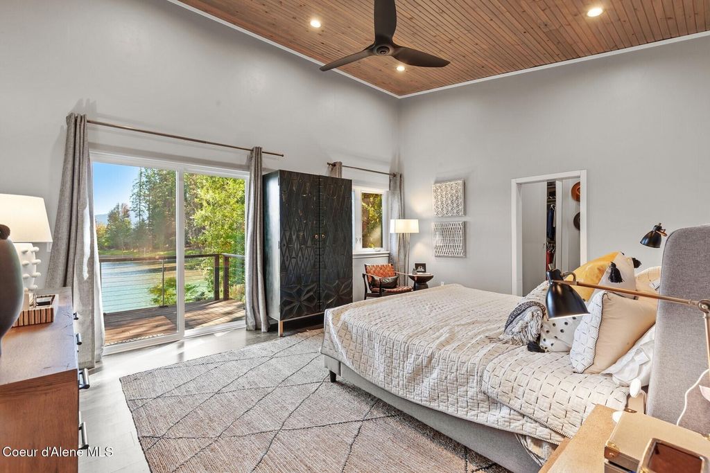 2982 W Everwell Bay Lane, Coeur d'Alene, ID 83814 photo 10