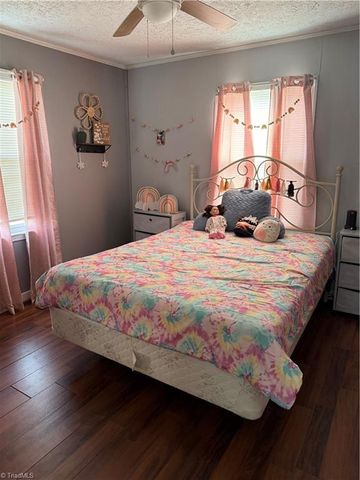 163 Jackson Avenue, Lexington, NC 27295