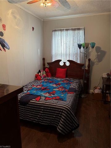 163 Jackson Avenue, Lexington, NC 27295