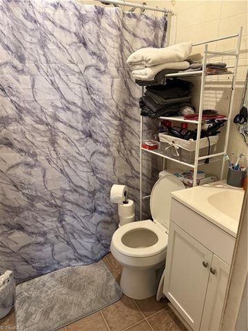 163 Jackson Avenue, Lexington, NC 27295