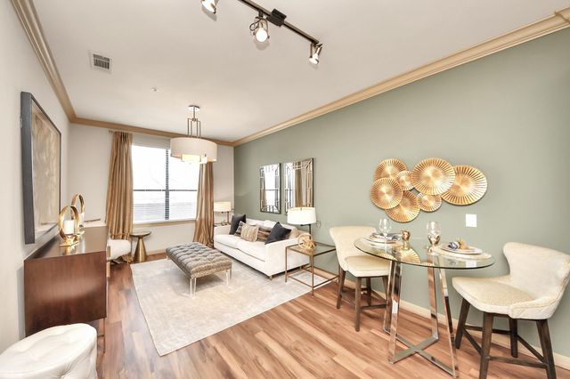 6363 San Felipe Street 346, Houston, TX 77057