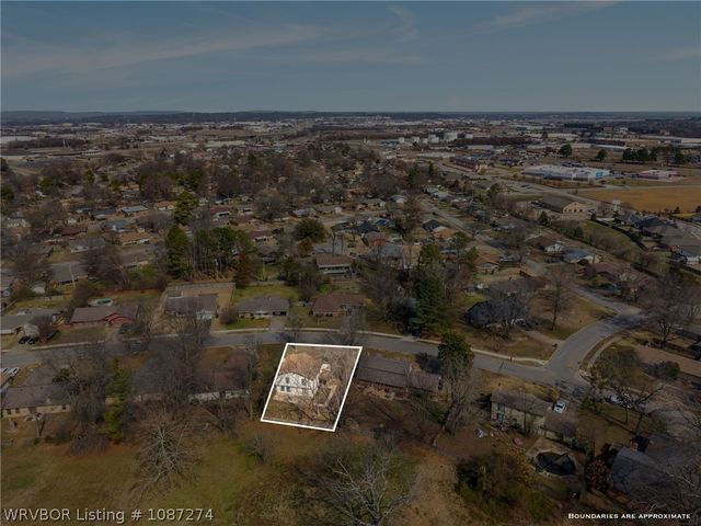 3400 Bryn Mawr Circle, Fort Smith, AR 72904
