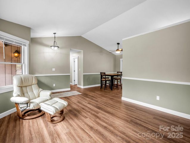 417 Soquili Drive, Brevard, NC 28712