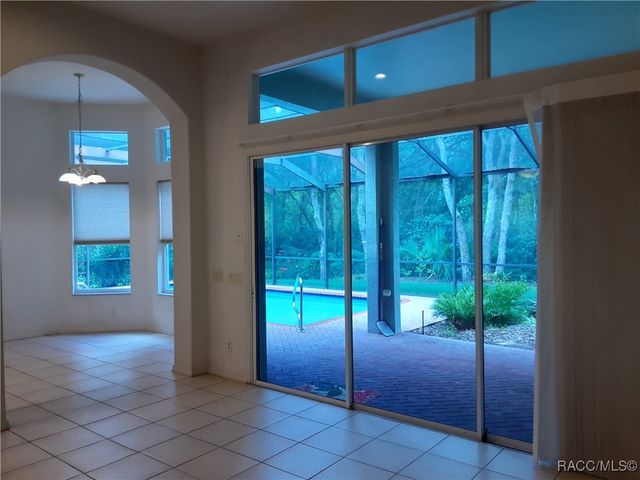 330 W Liberty Street, Hernando, FL 34442