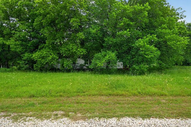 4002 Curry Road, Arlington, TX 76001