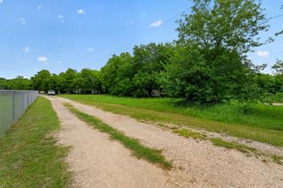 4002 Curry Road, Arlington, TX 76001