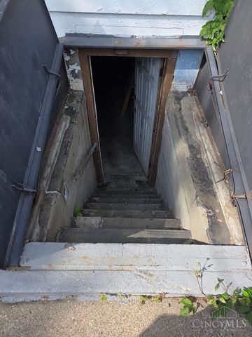 412 Dayton Street, Cincinnati, OH 45214