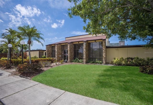 1208 56TH STREET W 1208, Bradenton, FL 34209