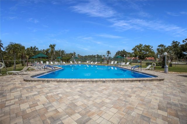 1208 56TH STREET W 1208, Bradenton, FL 34209