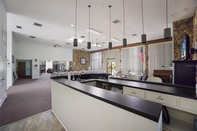 1208 56TH STREET W 1208, Bradenton, FL 34209