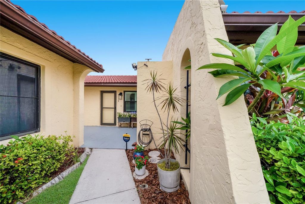 1208 56TH STREET W 1208, Bradenton, FL 34209