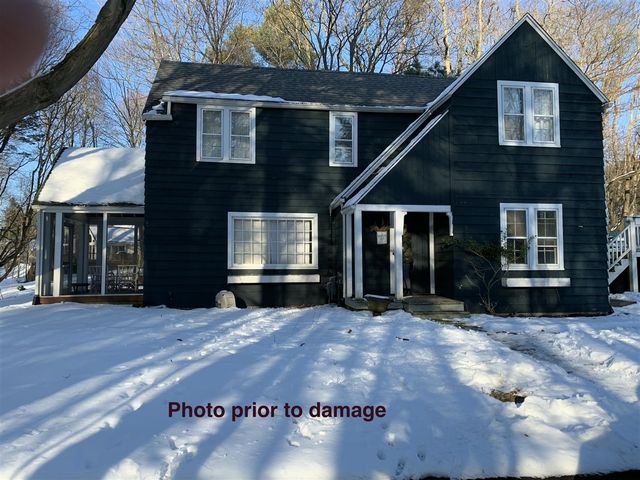 2309 Forest Trail Circle, Fennville, MI 49408