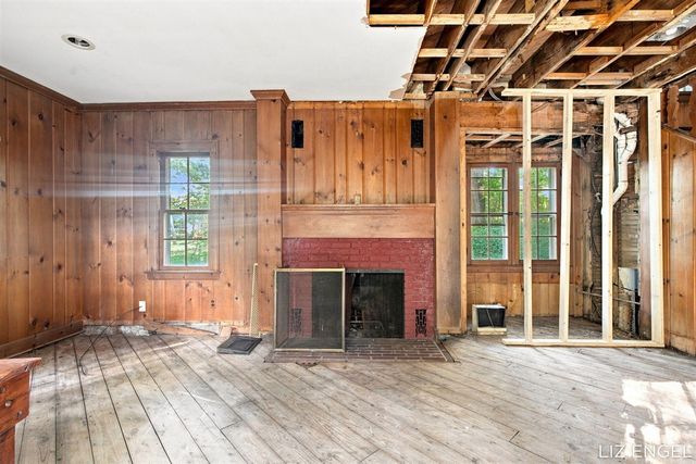 2309 Forest Trail Circle, Fennville, MI 49408