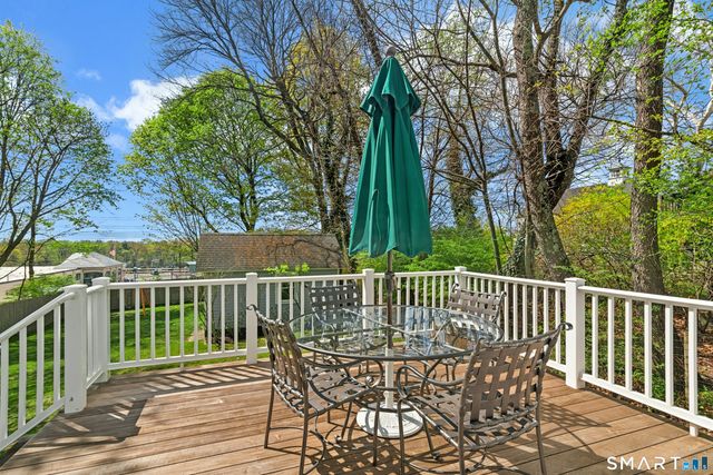 281 West Avenue, Darien, CT 06820