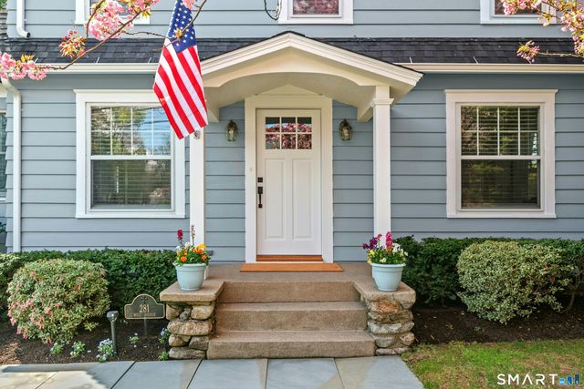 281 West Avenue, Darien, CT 06820