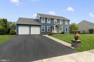 113 GREENFIELD LN, Warrington, PA 18976