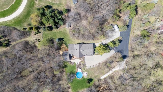 7430 Aurora ROAD, West Bend, WI 53090